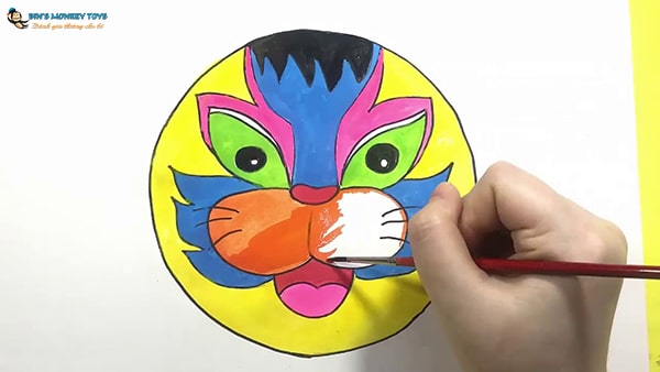 Cách để trang trí mặt nạ lớp 8 đơn giản nhất trên giấy mỹ thuật